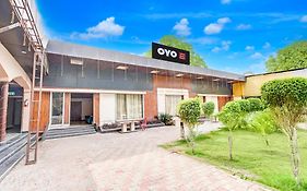 Hotel O Mayur Resort